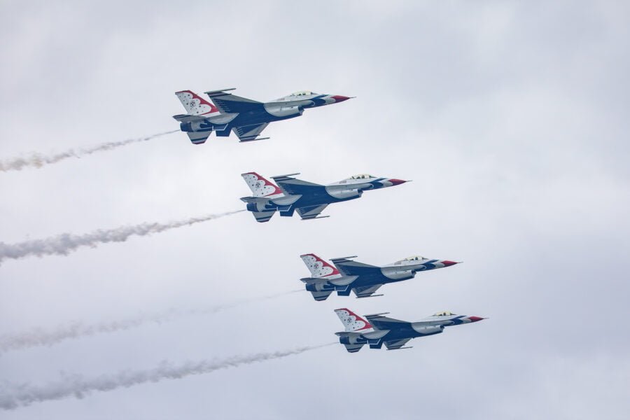 Air Force Thunderbirds 4 Fly By In Line Right