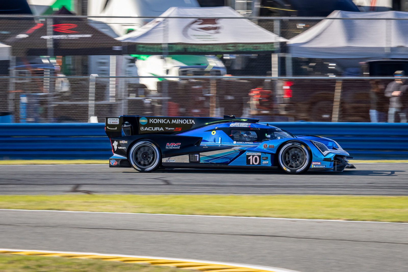 10 Wayne Taylor Andretti Racing Acura Entering International Horseshoe At Daytona International Speedway 2024
