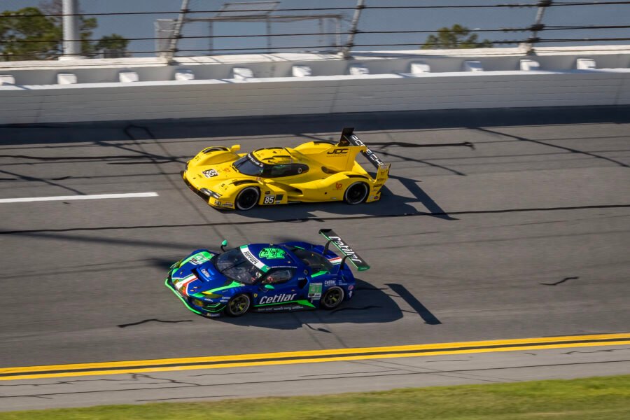 85 Jdc Miller Motorsports Porsche And 47 Cetilar Racing Ferrari 