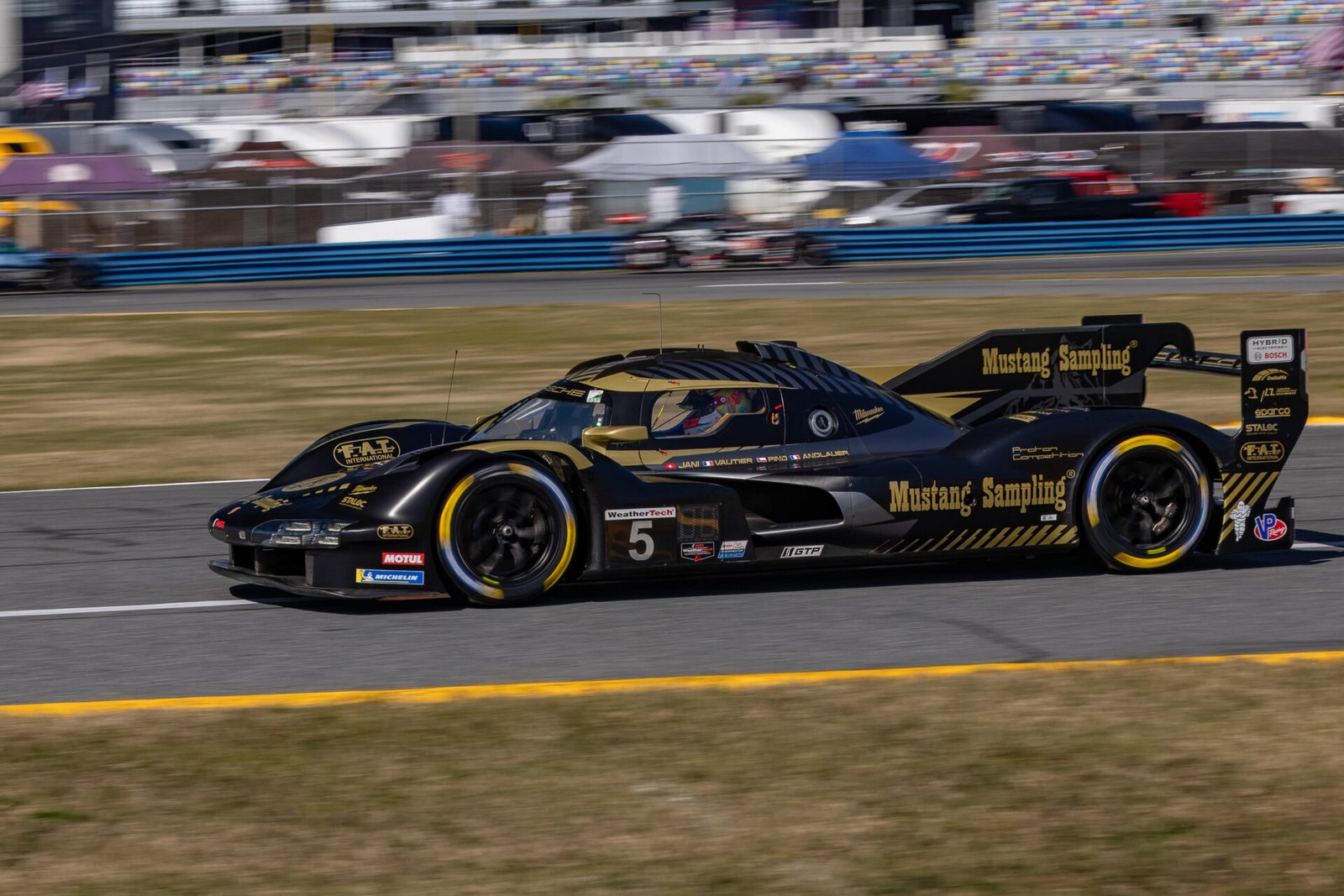5 Proton Competition Porsche Heading Toward West Horseshoe Horseshoe At Daytona International Speedway 2025