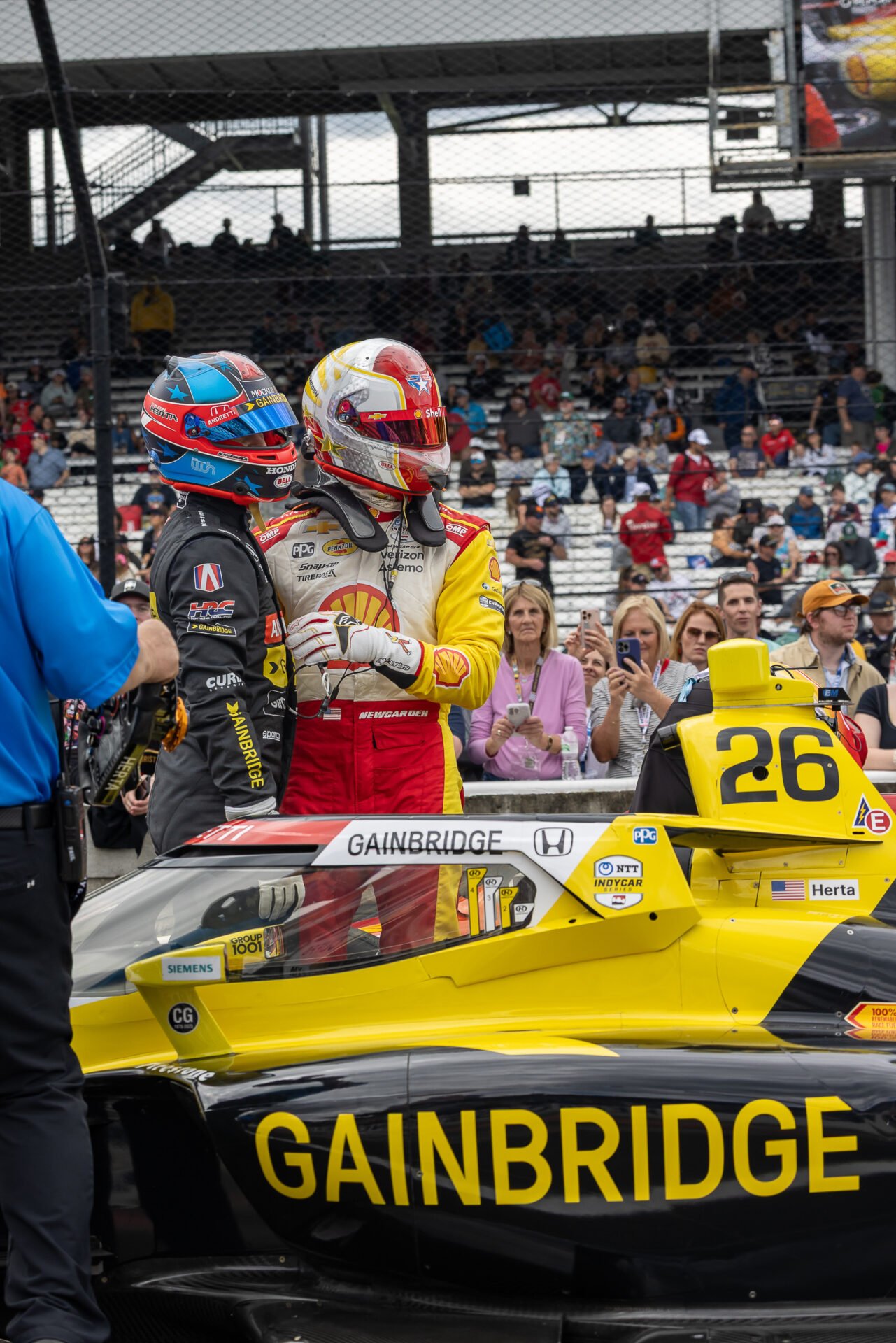 Colton Herta And Josef Newgarden During Pit Stop Contest Indy 2025