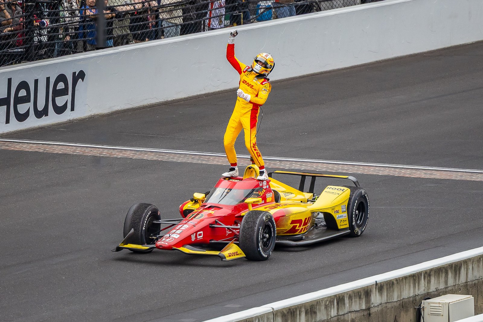 Alex Palou Stops Just Past Finish Line And Celebrates 2025 Indy