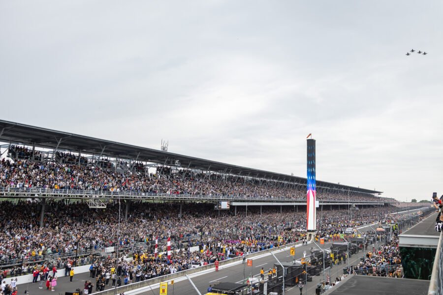 Us Air Force F 16 Flyover During National Anthem At 2025 Indy 500