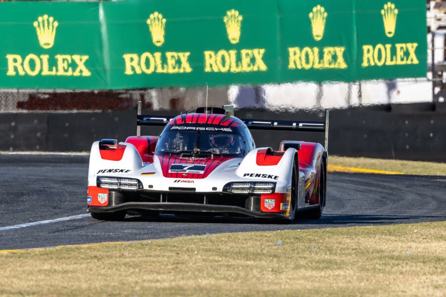 7 Penske Motorsports Porsche Exiting International Horseshoe At Daytona International Speedway 2026