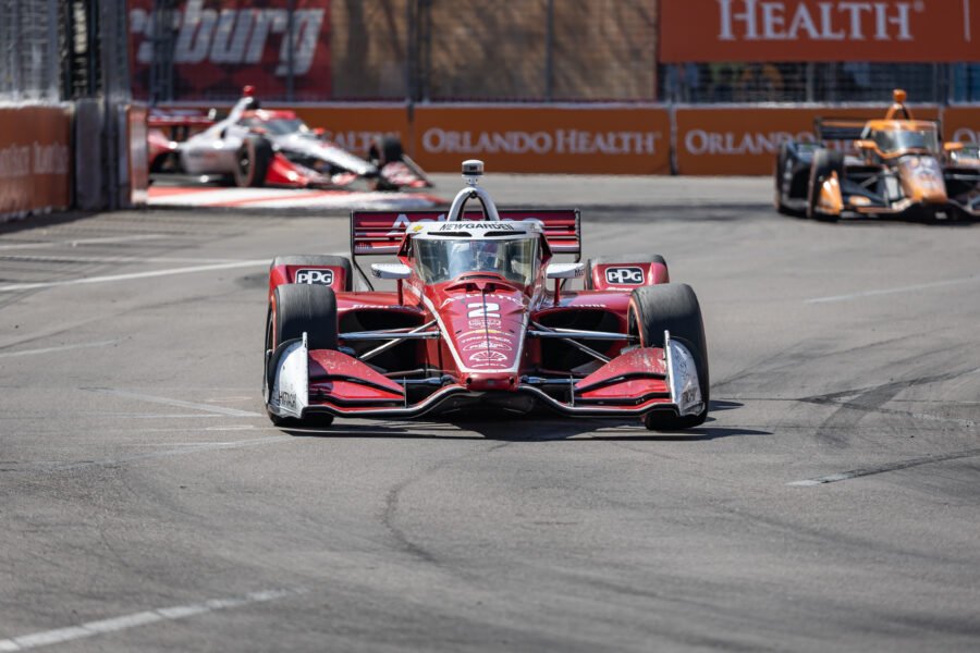 Josef Newgarden Leads Group Through Turns 4 And 5 At St Pete
